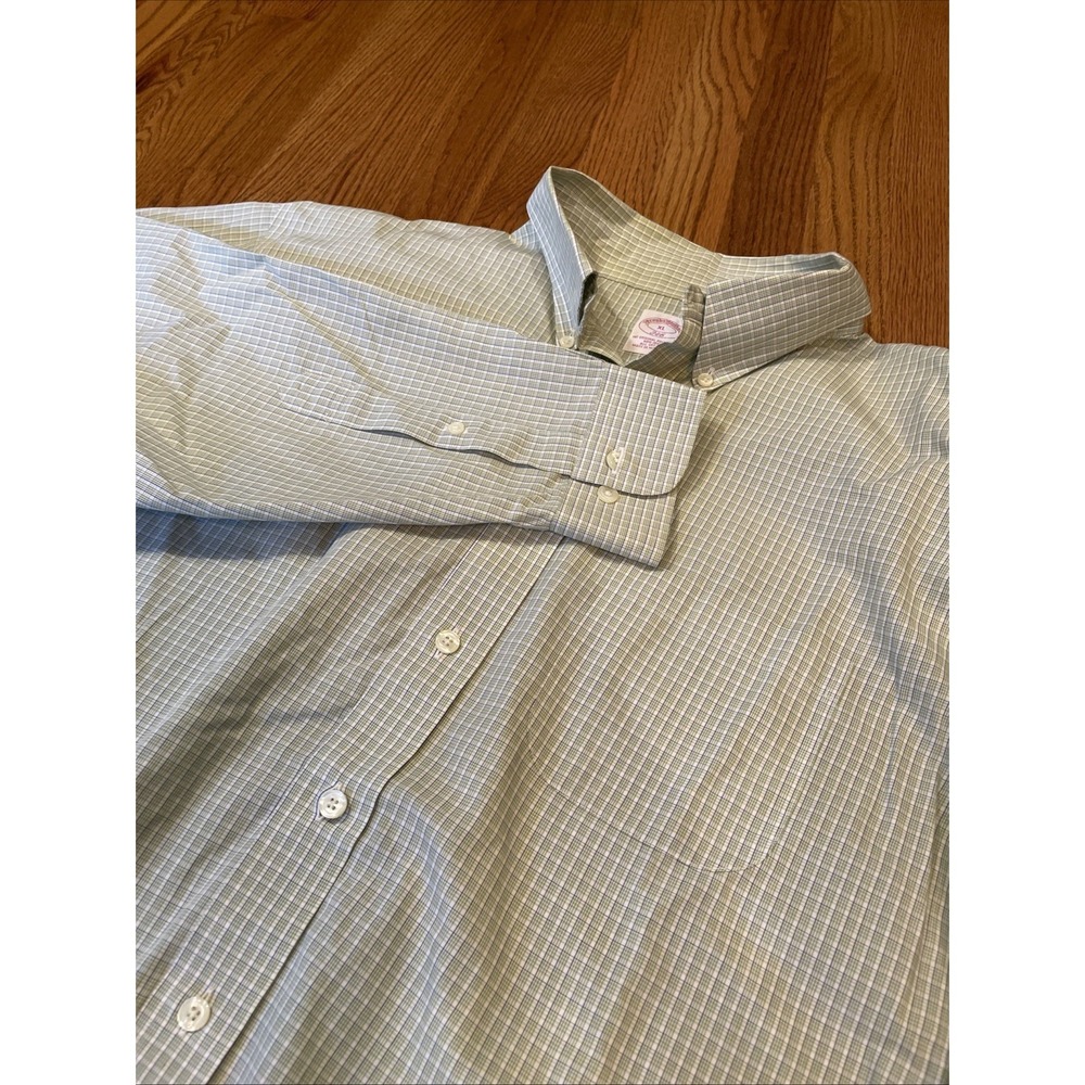 Brooks Brothers Men Button Down Shirt XL Green Plaid Non-Iron Cotton Long Sleeve